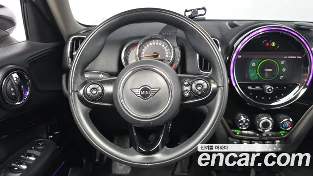 Mini Countryman 2021 — фото 13