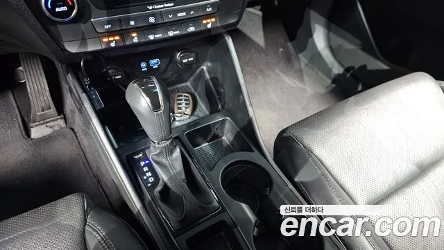 Hyundai Tucson 2019 — фото 9