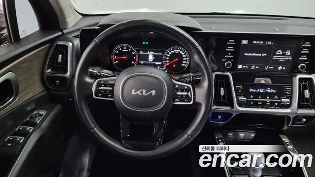 Kia Sorento 2022 — фото 13