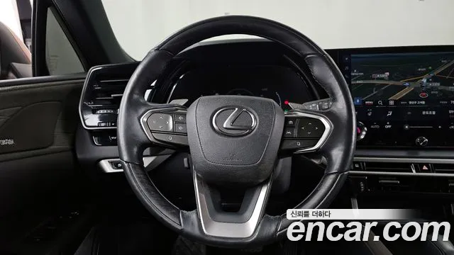 Lexus RX 2024 — фото 13