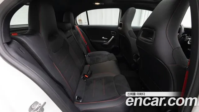Mercedes-Benz A-Class 2025 — фото 10