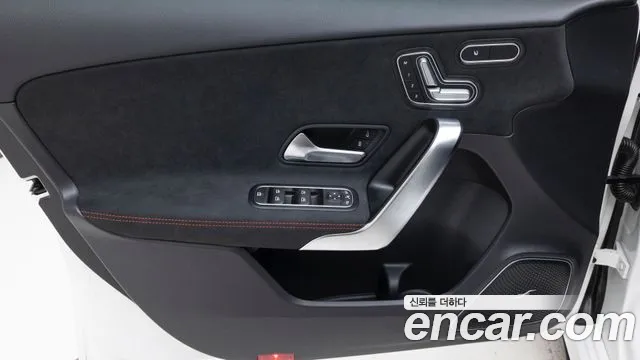 Mercedes-Benz A-Class 2025 — фото 15