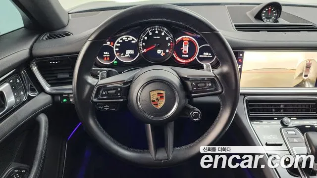 Porsche Panamera 2023 — фото 13