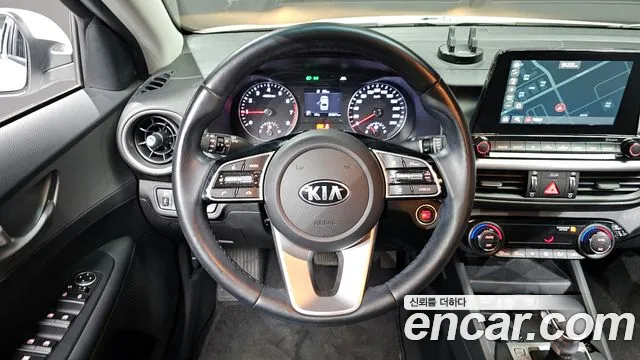 Kia K3 2021 — фото 13