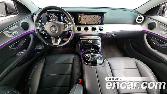 Mercedes-Benz E-Class 2017 — фото 7