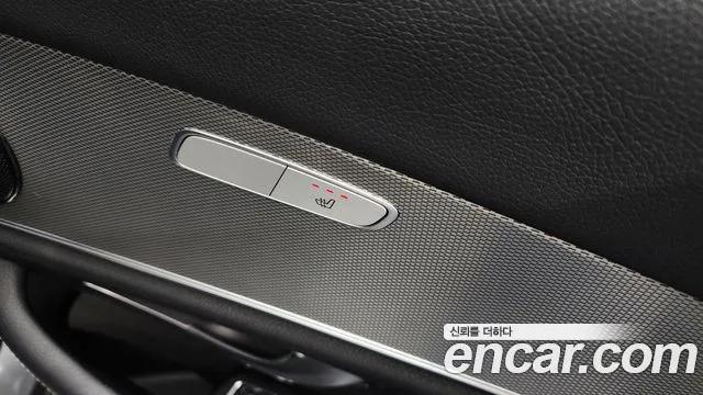 Mercedes-Benz E-Class 2017 — фото 18