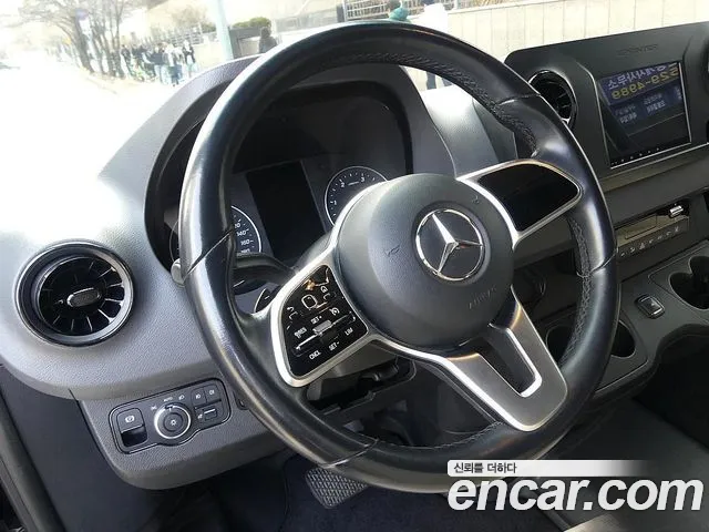 Mercedes-Benz Sprinter 2020 — фото 17