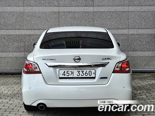 Nissan Altima 2015 — фото 4