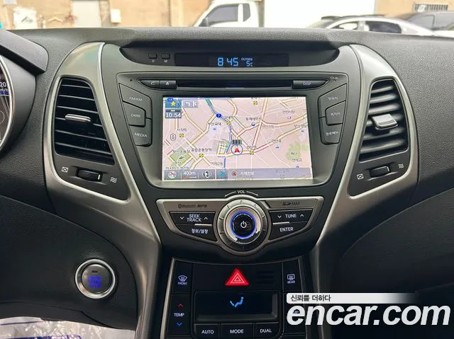 Hyundai AVANTE 2015 — фото 8