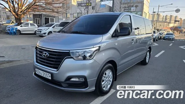 Hyundai Starex 2020 — фото 1