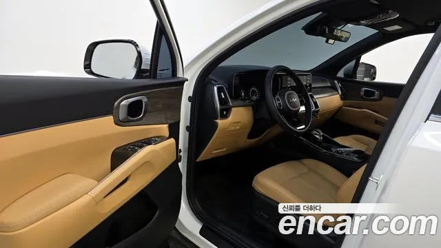 Kia Sorento 2022 — фото 11