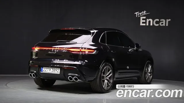 Porsche Macan 2023 — фото 2