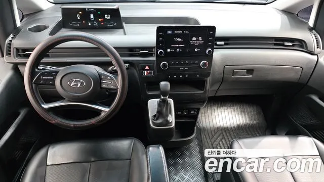 Hyundai Staria 2022 — фото 7