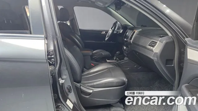 KG_Mobility_Ssangyong Rexton 2019 — фото 11