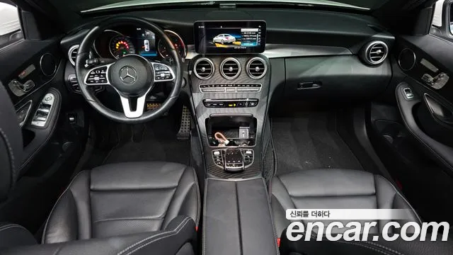 Mercedes-Benz C-Class 2019 — фото 7
