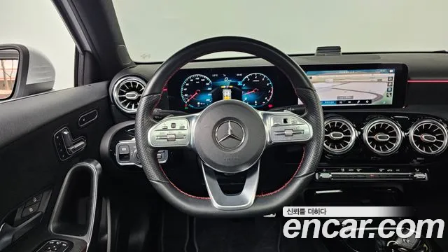 Mercedes-Benz A-Class 2021 — фото 13