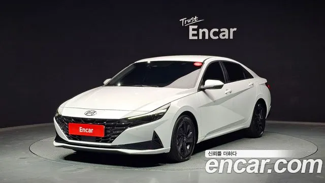 Hyundai AVANTE 2022 — фото 1