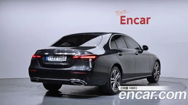 Mercedes-Benz E-Class 2021 — фото 2