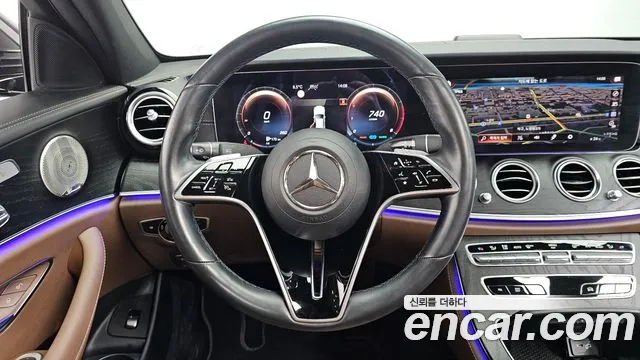 Mercedes-Benz E-Class 2021 — фото 13