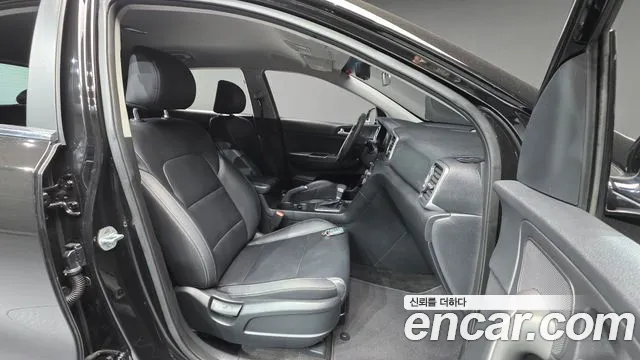 Kia Sportage 2017 — фото 10
