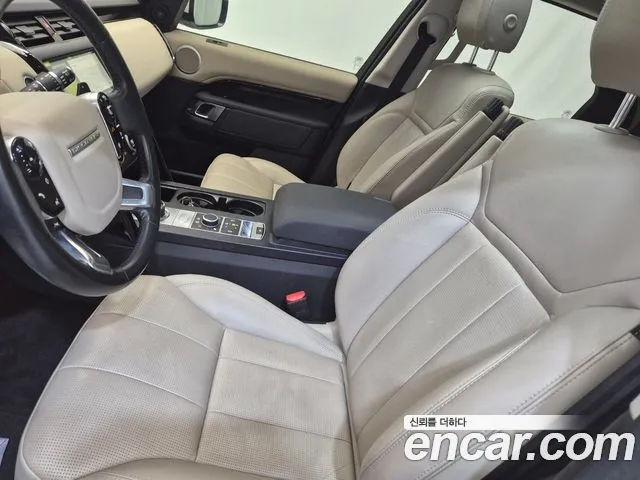 Land Rover Discovery 2020 — фото 15