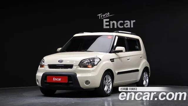 Kia Soul 2010 — фото 1