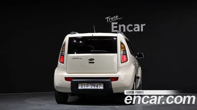 Kia Soul 2010 — фото 4