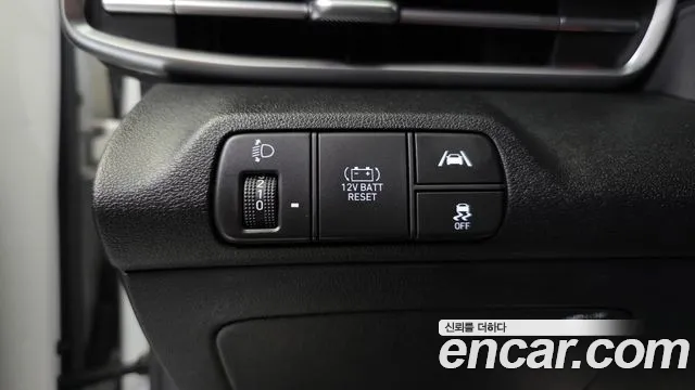 Hyundai AVANTE 2021 — фото 14