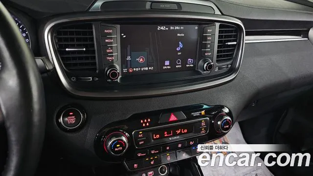 Kia Sorento 2019 — фото 17