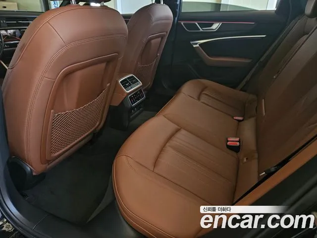 Audi A6 2023 — фото 17