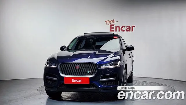 Jaguar F-PACE 2017 — фото 3