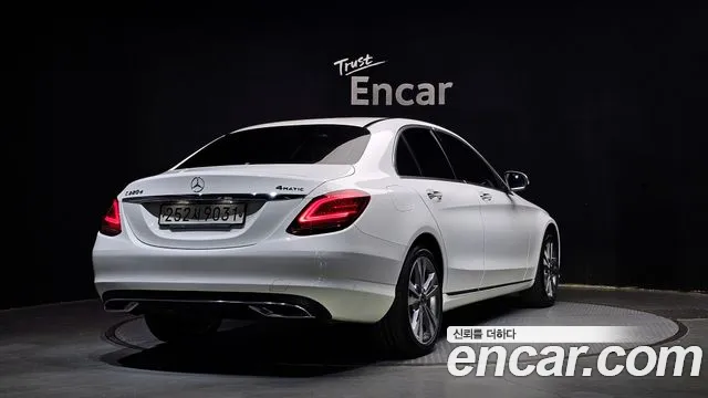 Mercedes-Benz C-Class 2020 — фото 2