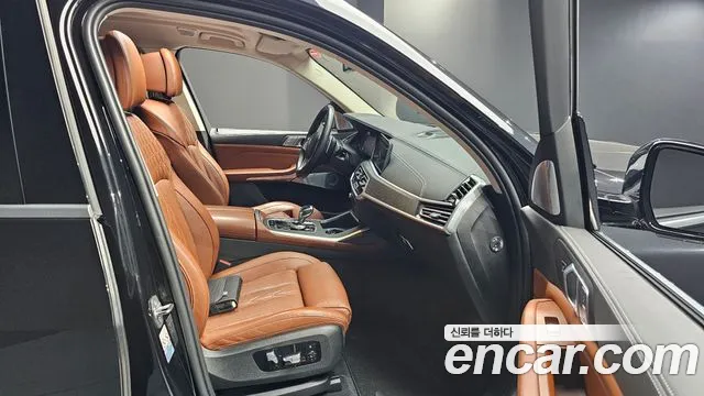 BMW X7 2022 — фото 11