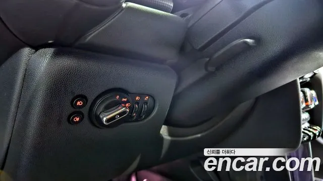 Mini Cooper 2017 — фото 14