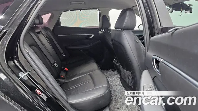 Hyundai Sonata 2021 — фото 12
