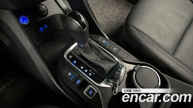 Hyundai Santafe 2016 — фото 9