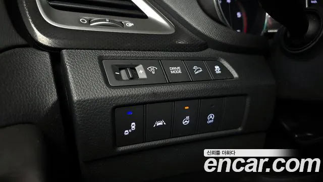 Hyundai Santafe 2016 — фото 16
