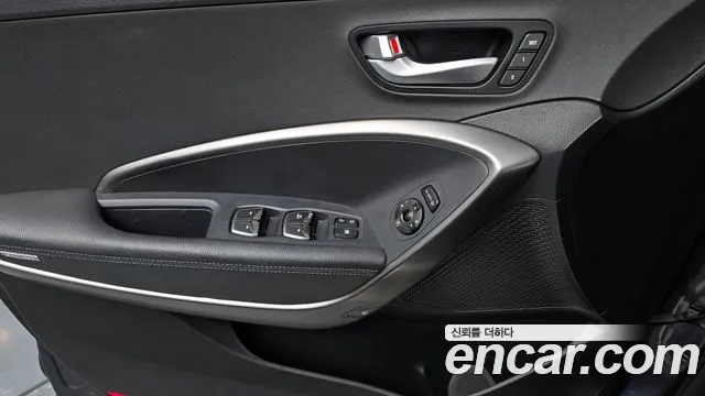 Hyundai Santafe 2016 — фото 17
