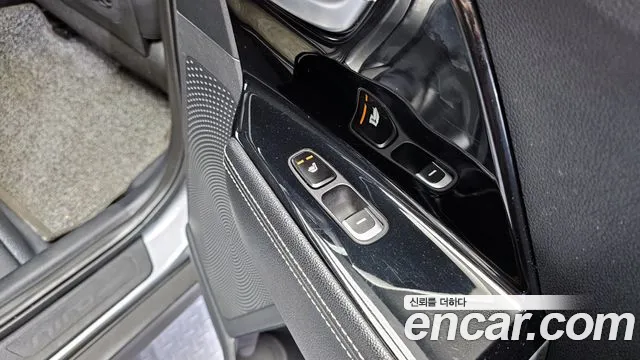 Kia Niro 2022 — фото 19