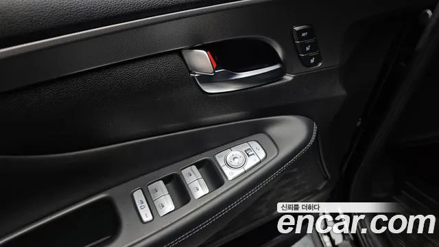 Hyundai Santafe 2021 — фото 16