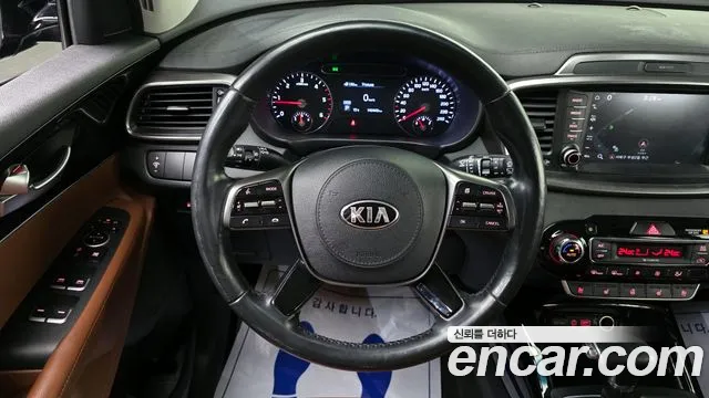 Kia Sorento 2018 — фото 16