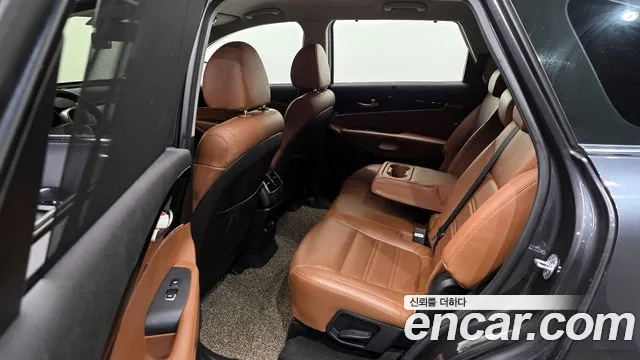 Kia Sorento 2018 — фото 20