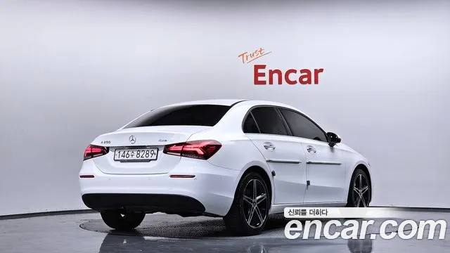 Mercedes-Benz A-Class 2020 — фото 2
