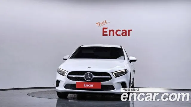 Mercedes-Benz A-Class 2020 — фото 3