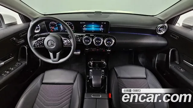 Mercedes-Benz A-Class 2020 — фото 7