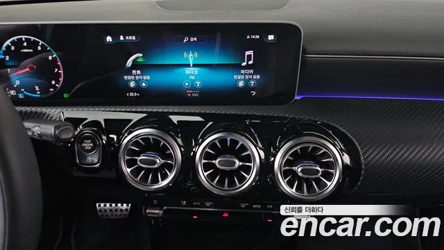 Mercedes-Benz A-Class 2020 — фото 16