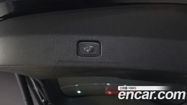 Ford Explorer 2017 — фото 20