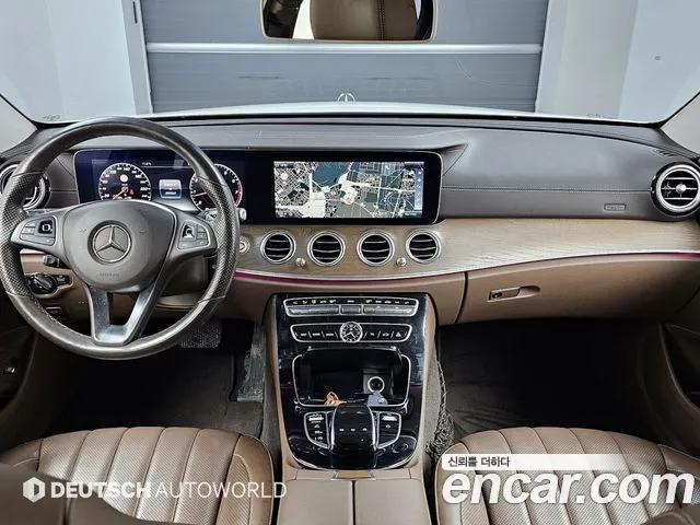Mercedes-Benz E-Class 2017 — фото 7