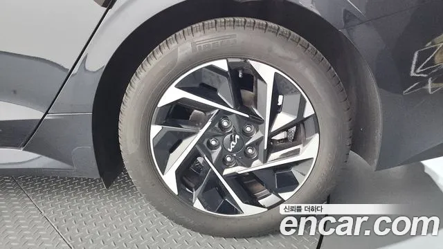 Kia K5 2024 — фото 5