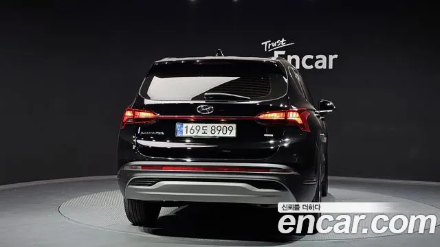 Hyundai Santafe 2023 — фото 4